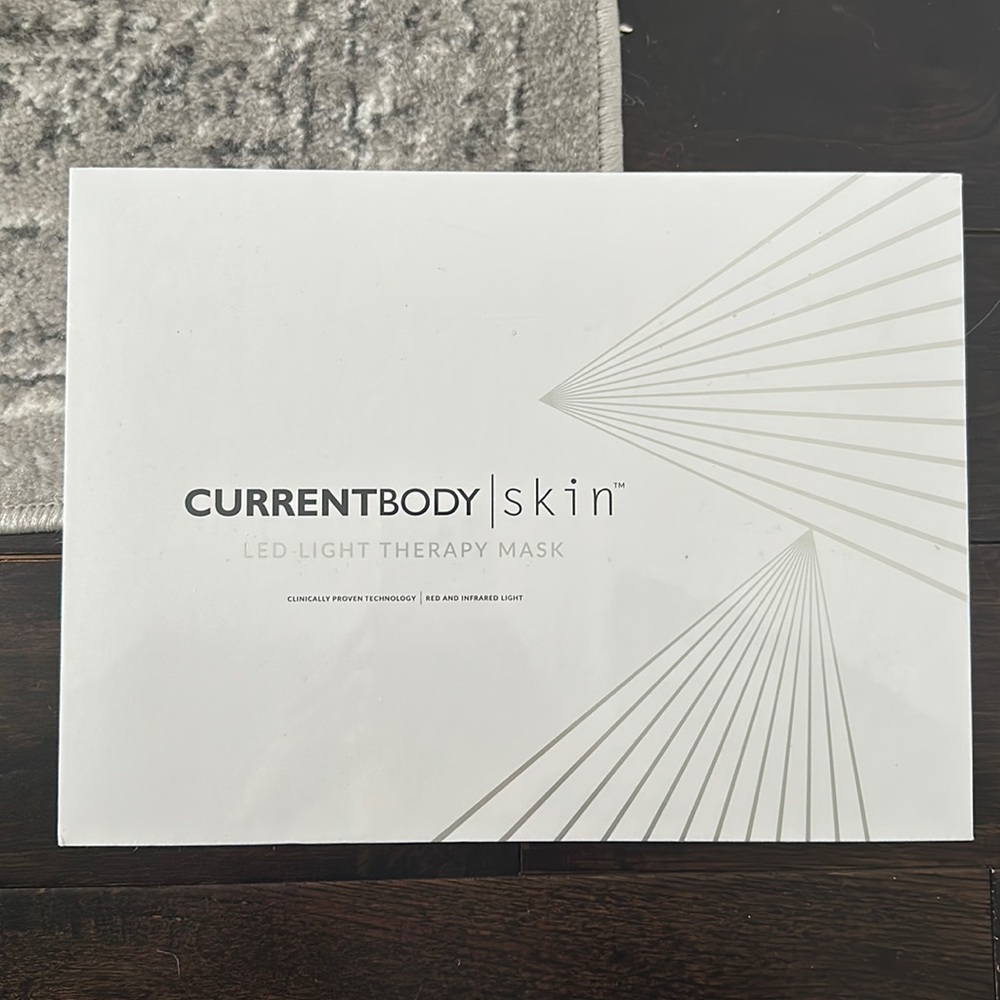 Current body LED mask